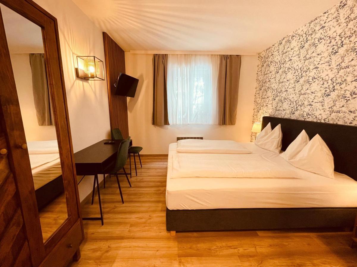 Gaestehaus Am Stadtpark Vöcklabruck Zewnętrze zdjęcie