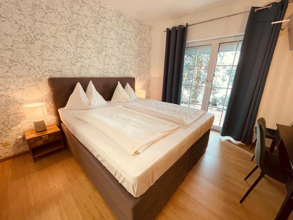Gaestehaus Am Stadtpark Vöcklabruck Zewnętrze zdjęcie
