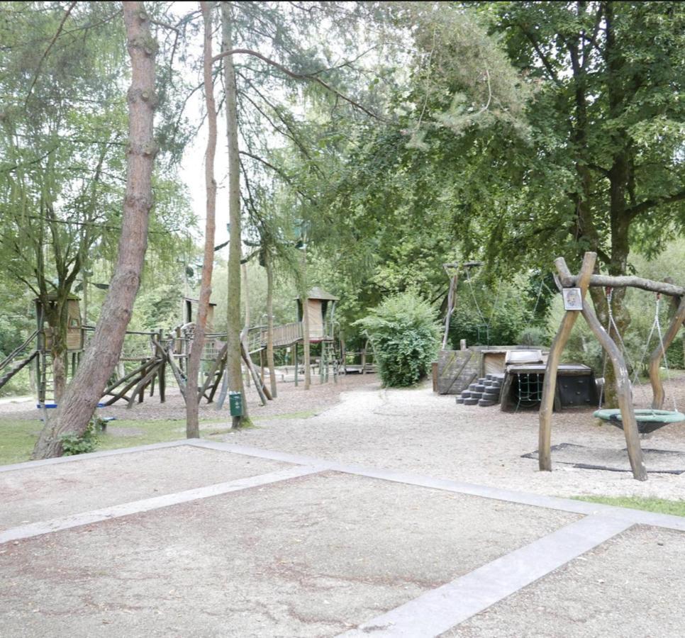 Gaestehaus Am Stadtpark Vöcklabruck Zewnętrze zdjęcie